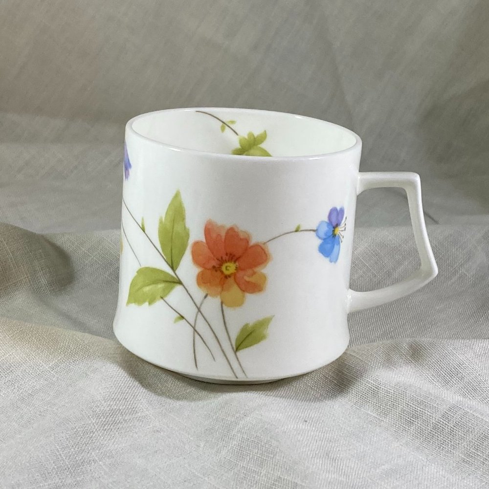 Mikasa Bone China "Just Flowers" Mug Vintage